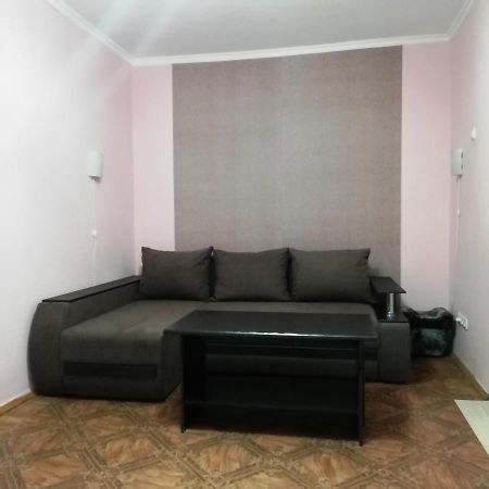 Ferienwohnung 2К. Центр Возле Гуливера.Бассейная 10 Kiew Exterior foto